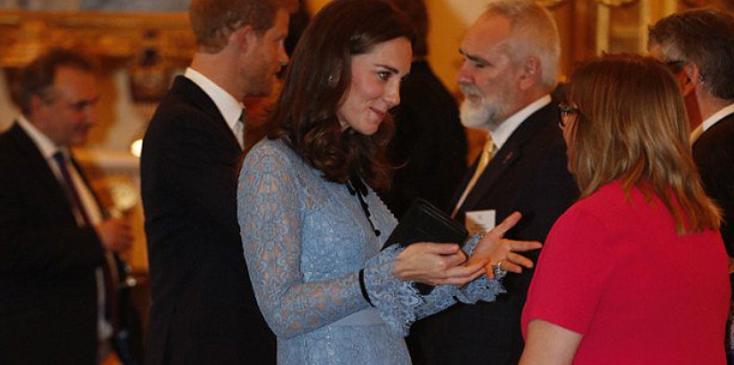 Kate middleton baby bump feature