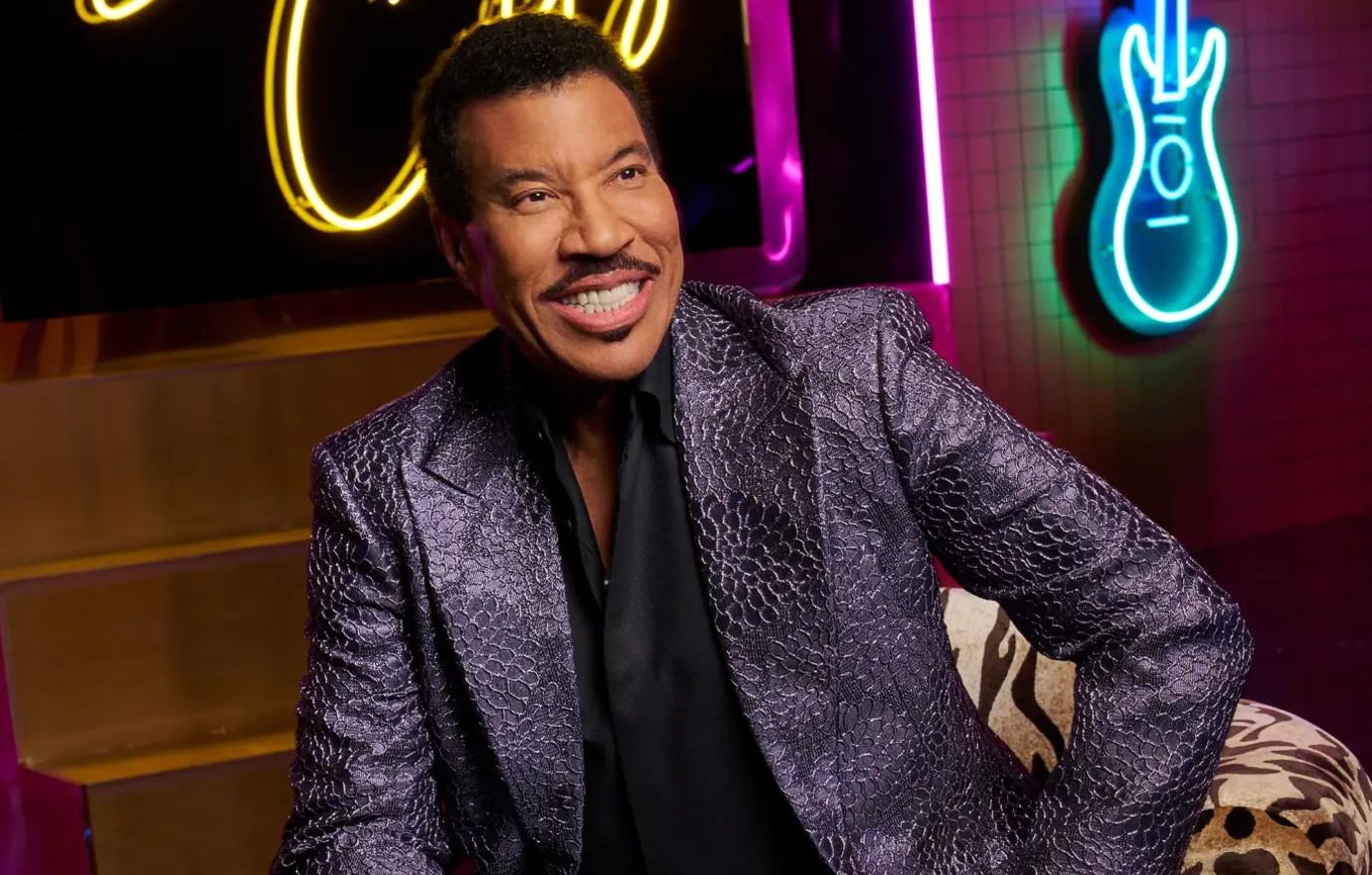 lionel richie jokes katy perrys american idol exit almost run off road