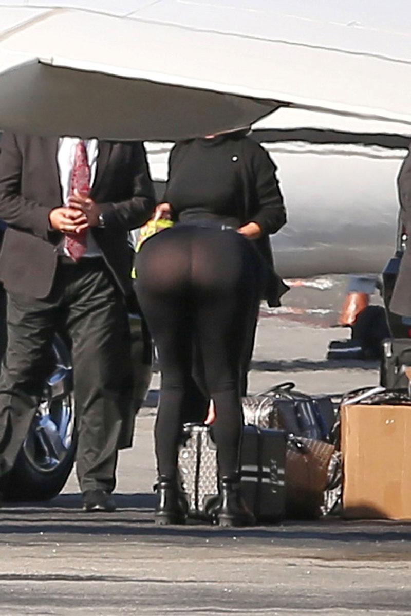 Nackt kris jenner 18 Nude