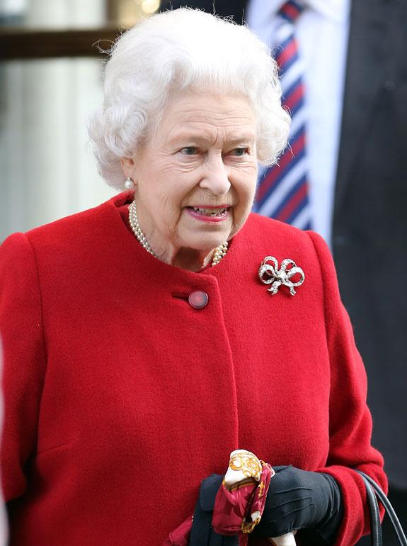 //ok_ news queen elizabeth stacked