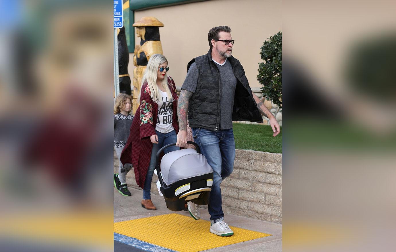 Tori spelling responds family drama