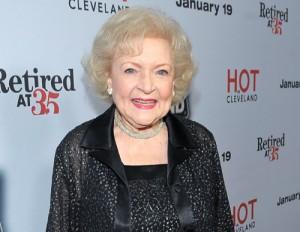 2011__03__Betty_White_March31newsnea 300×232.jpg