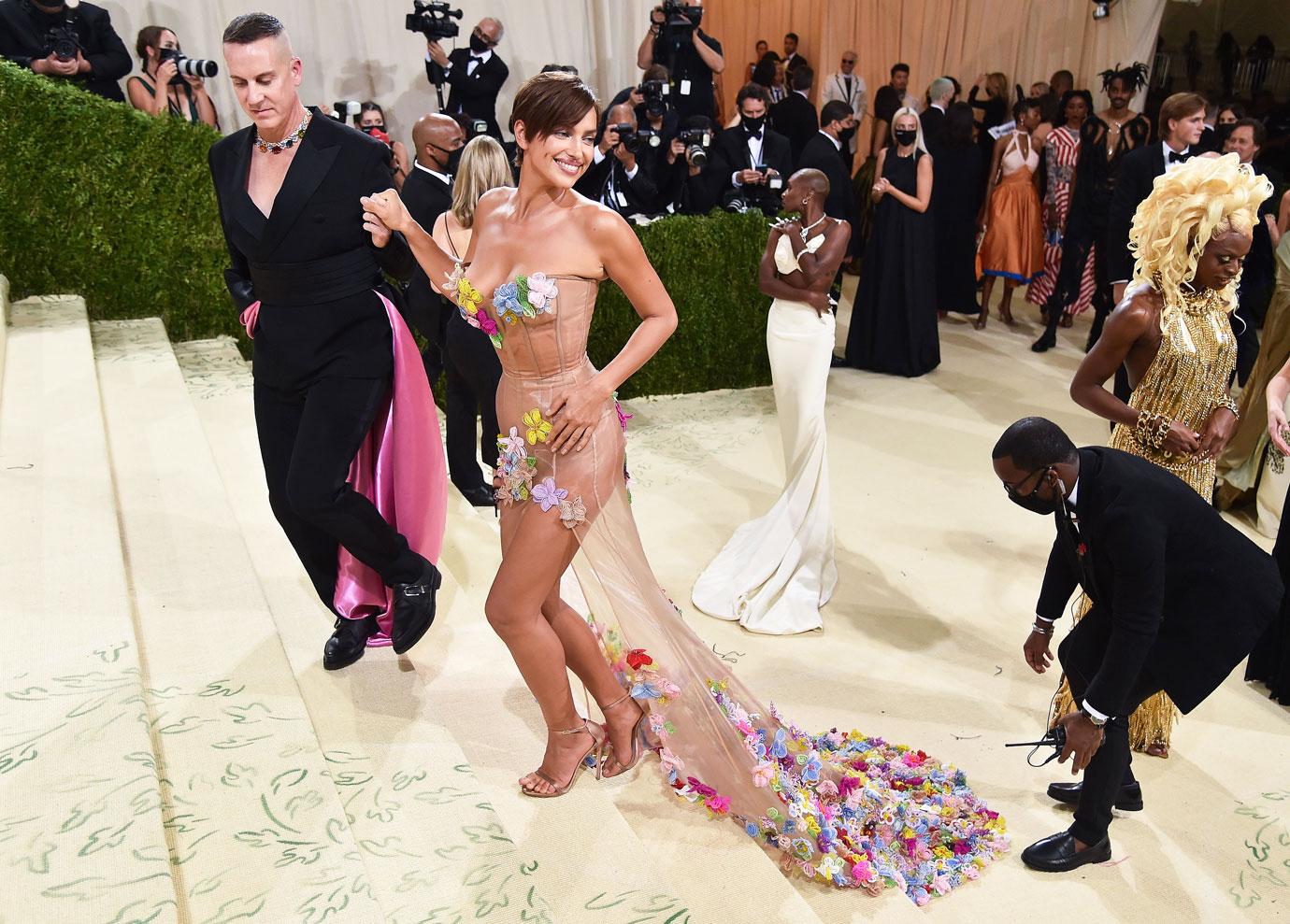 jeremy scott and irina shayk met gala