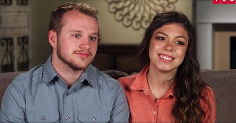 Counting on josiah duggar wife lauren vacation babymoon pp
