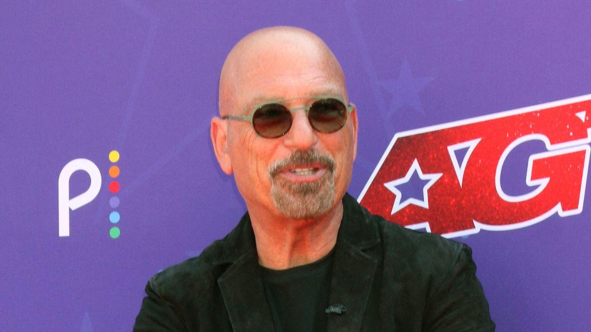 howie mandel kelly ripa drama great for  remark explained