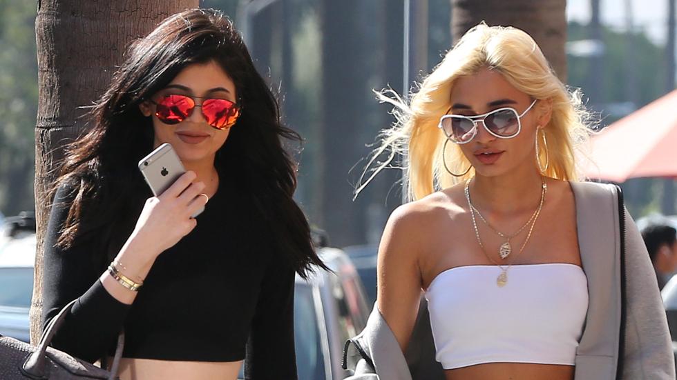 Besties Who Brunch! Kylie Jenner & Pia Mia Hold Hands, Wear Matching Outfits  On Girls Day Out