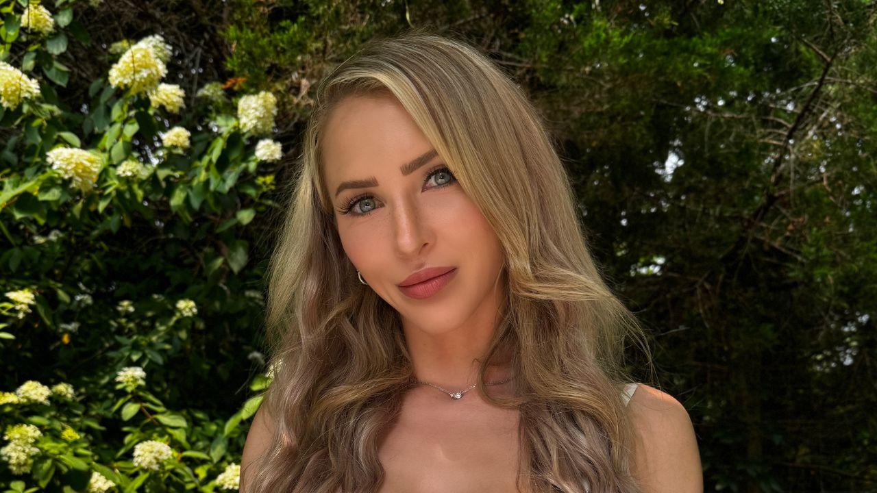 image of Alix Lynx's sizzling bikini snap comes after she opened up about her intimate life.