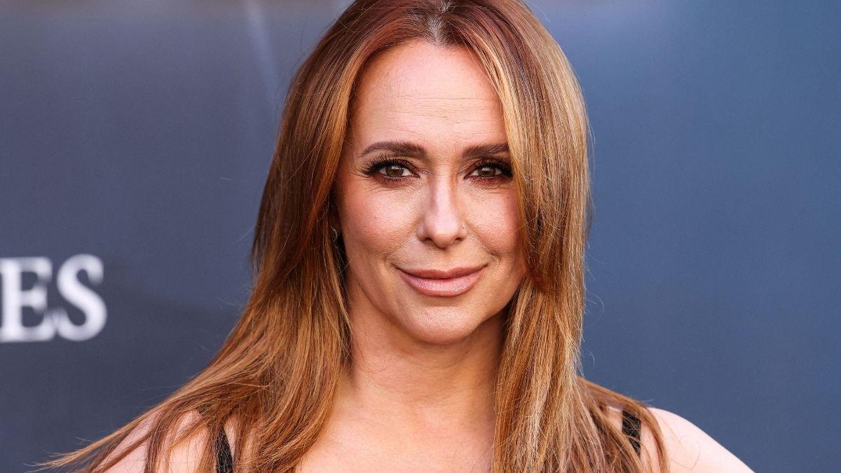 Image of She became a talent manager and helped launch the career of Jennifer Love Hewitt.