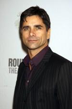2009__10__johnstamos 150×225.jpg