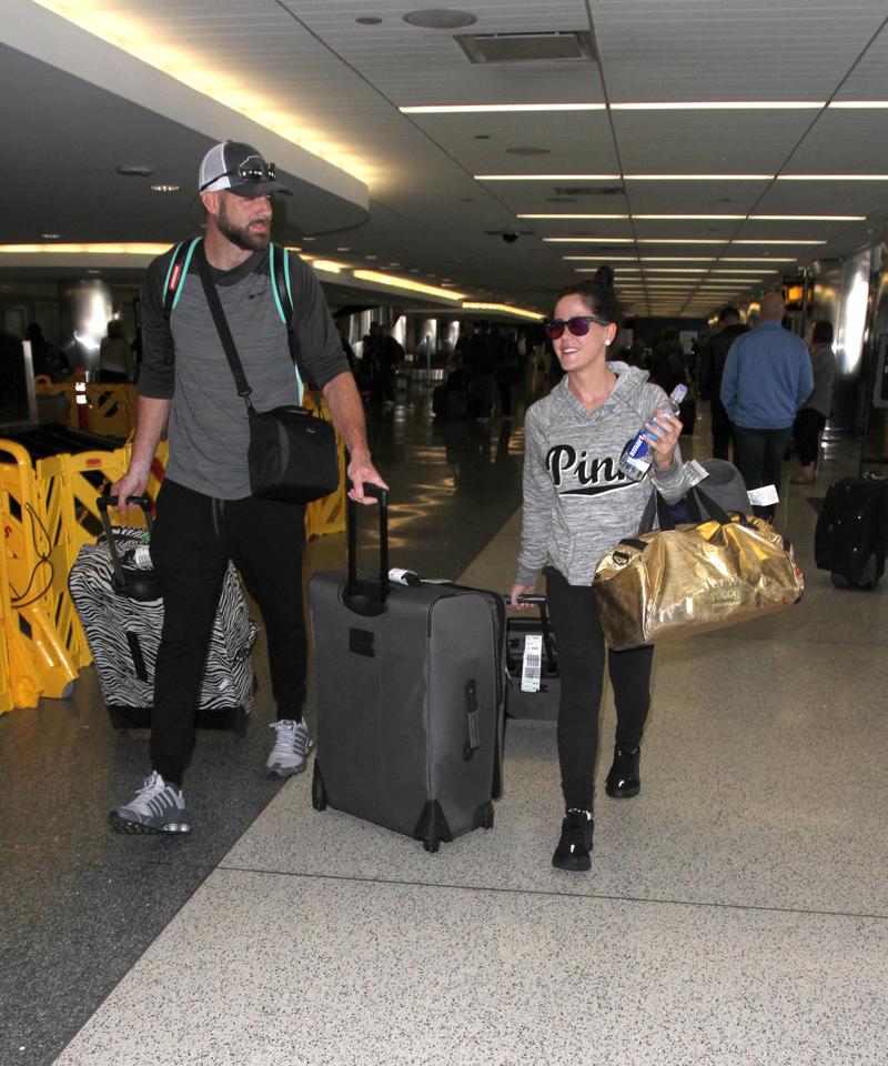 &#8220;Teen Mom&#8221; star, Jenelle Evans arrives in LA amidst reports of a &#8220;mystery illness.&#8221;  The young mother was seen at LAX with her new beau, David Eason.