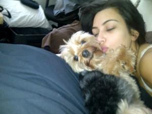 2011__01__Kim_Kardashian_Kris_Humphries_Jan26newsnea 300×225.jpg