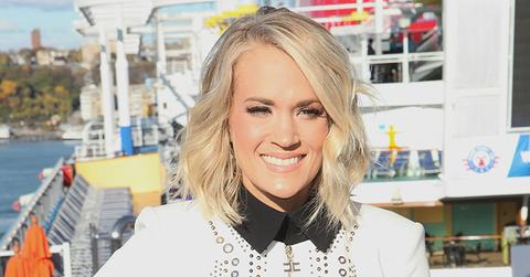 Carrie underwood fan outrage covering face main