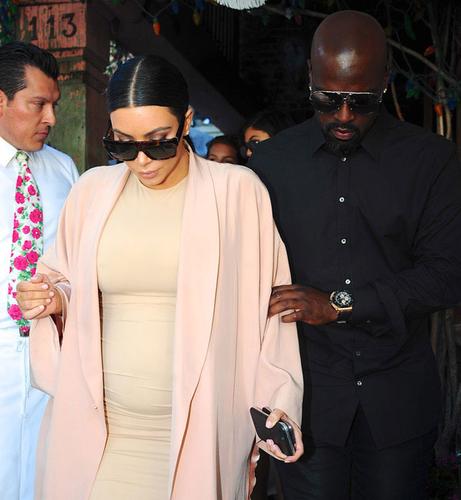 Ok Exclusive Kim Kardashian May Pose Nude While Pregnant But She