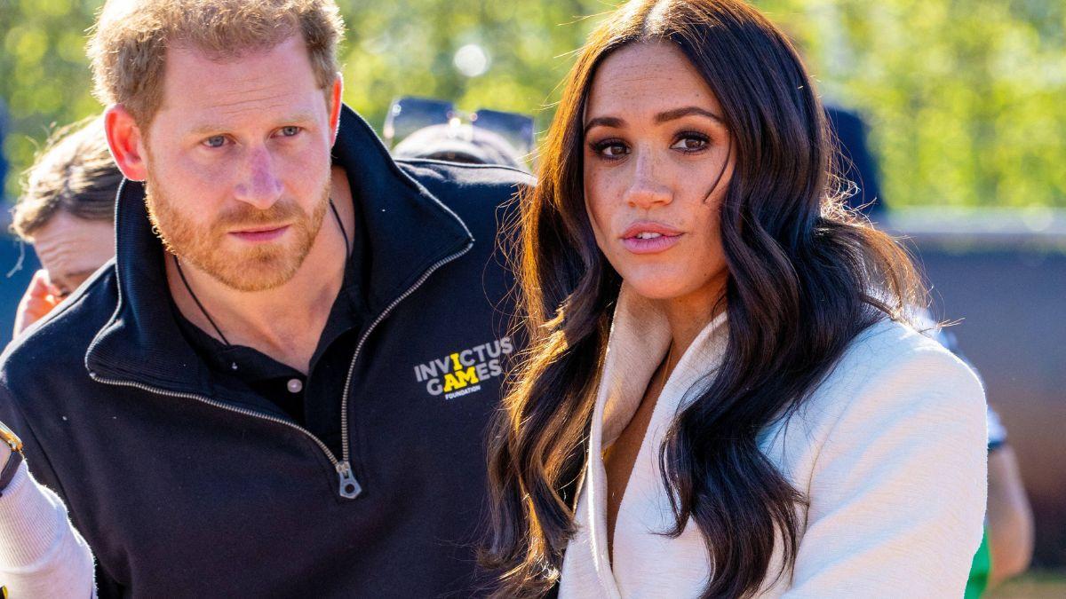 Image of Prince Harry and Meghan Markle settled in California with their two kids.