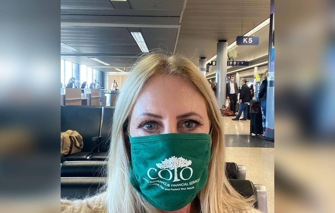 rhoc vicki gunvalson posts masked selfie insisting everyone who got covid  vaccine is going to die ok