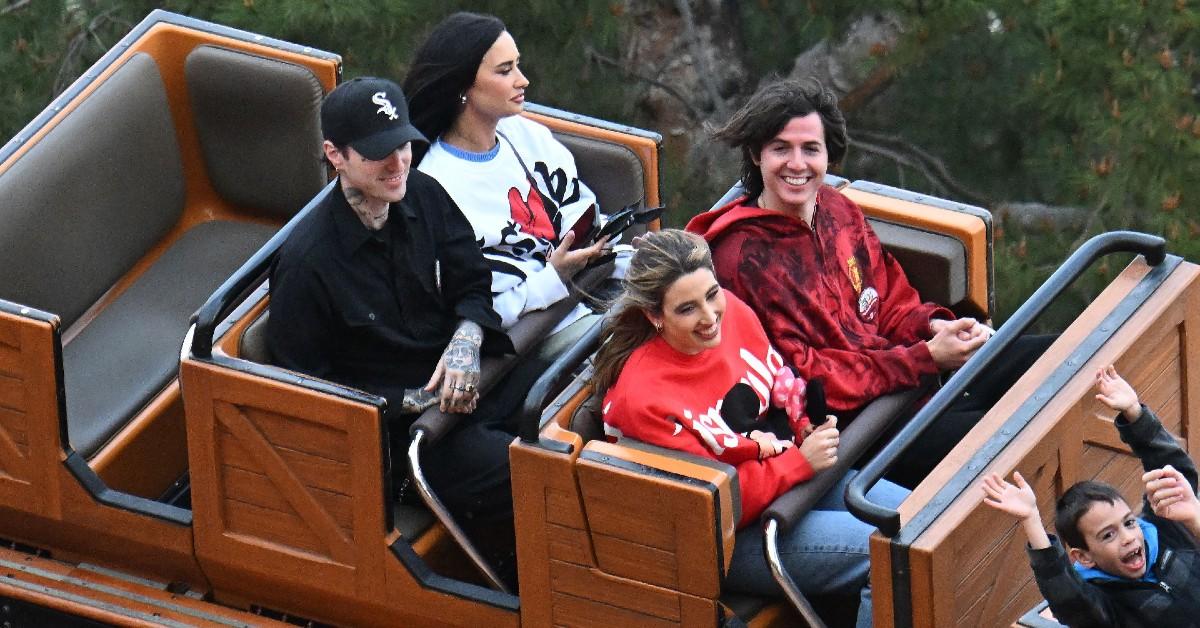 demi lovato disneyland