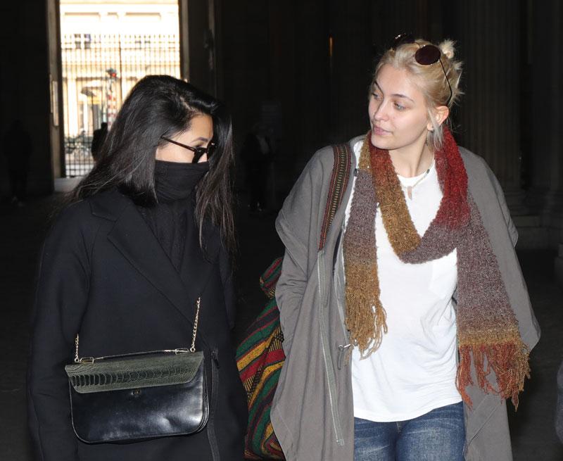 See The Photos! Paris Jackson Steps Out With Rare Smile After Shocking ...