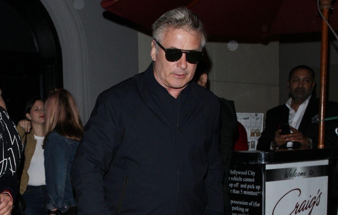 alec baldwin settles lawsuit wojciech cieszkowski nyc parking lot incident