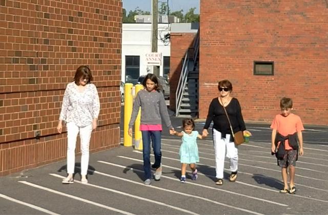 Jenelle and David's kids along with mom, Barbara Evans, head to court for their hearing.