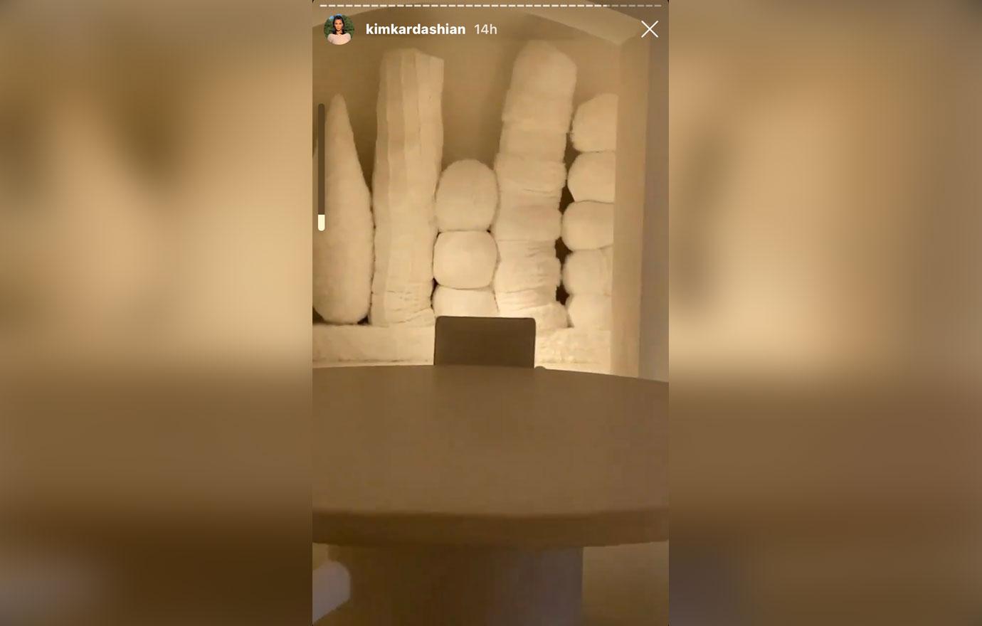 Kim Kardashian Shows Off Her Monochromatic Christmas Decorations