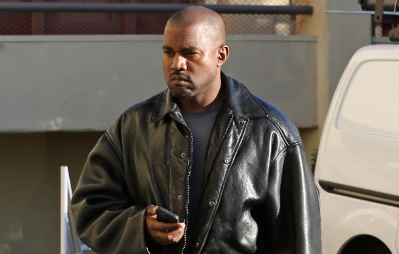 kanye west allegedly retiring music industry leaked texts