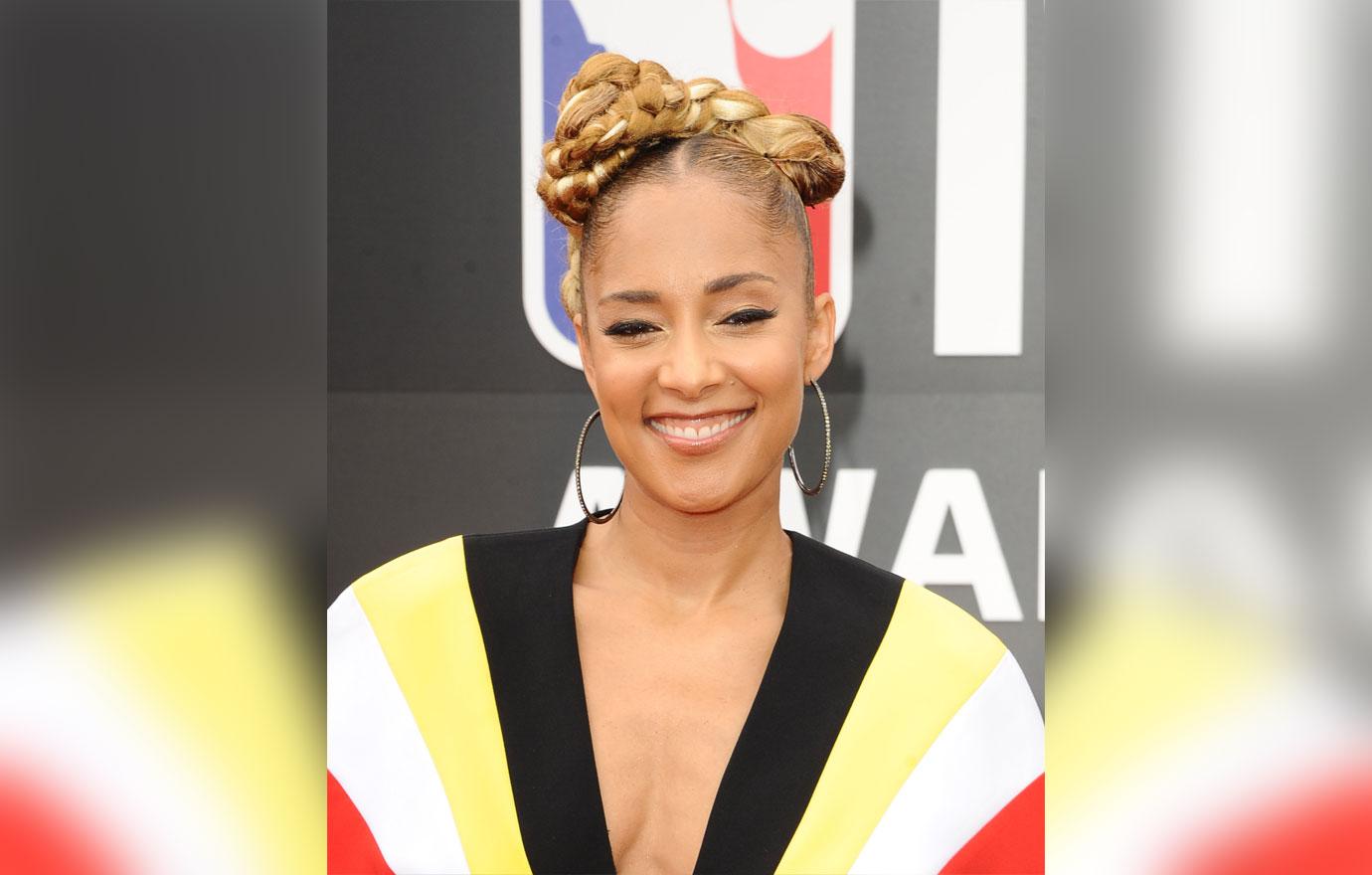 amanda seales