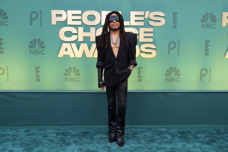 lenny kravitz accused lip synching