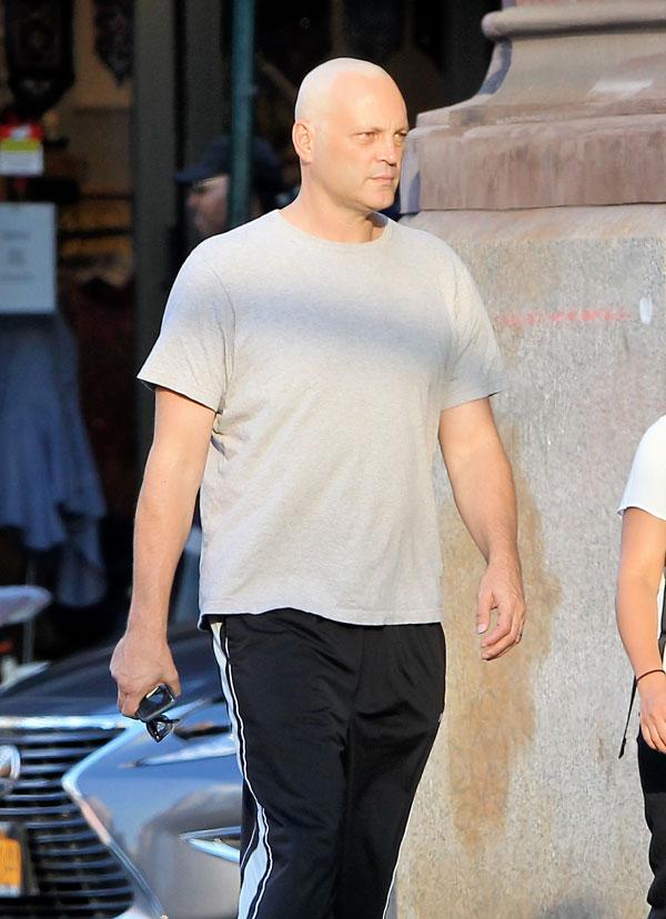 vince vaughn shaves head bald