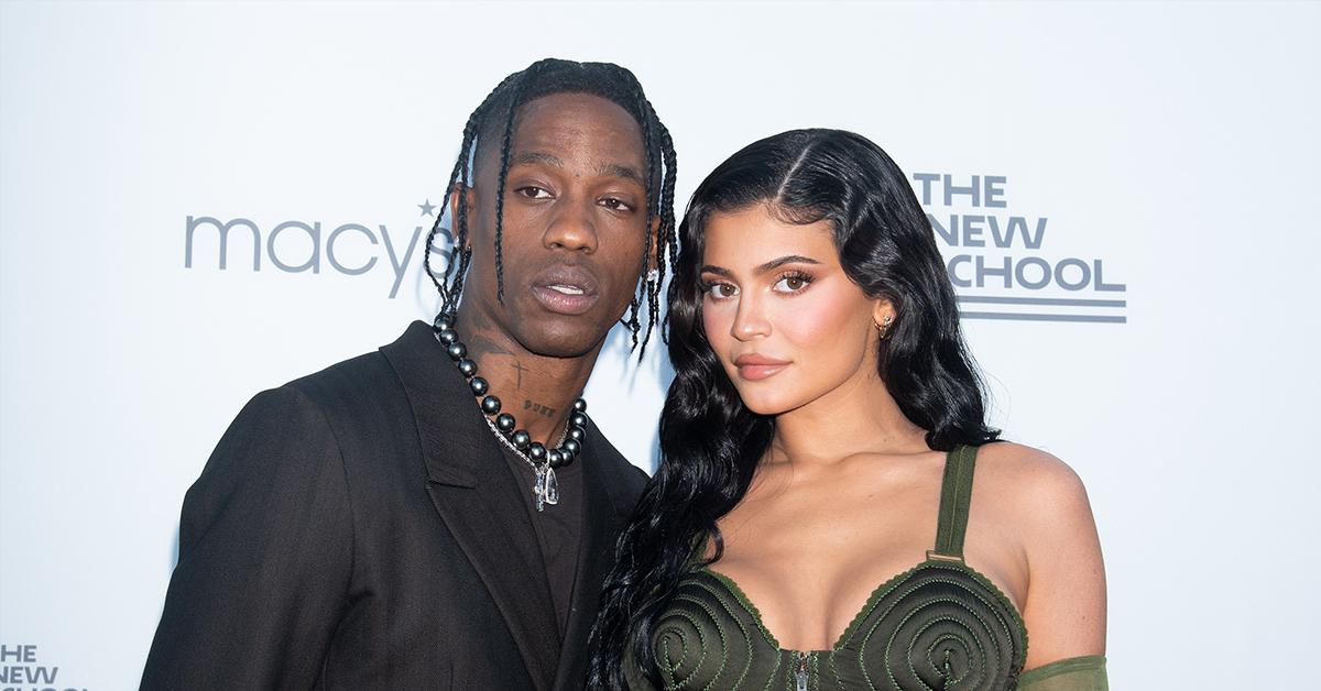 kylie jenner travis scott under severe fire after taking separate private jets to same location pp