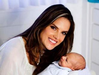 Alessandra ambrosio june27 baby pic.jpg