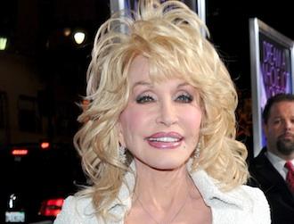Dolly_parton_jan11.jpg