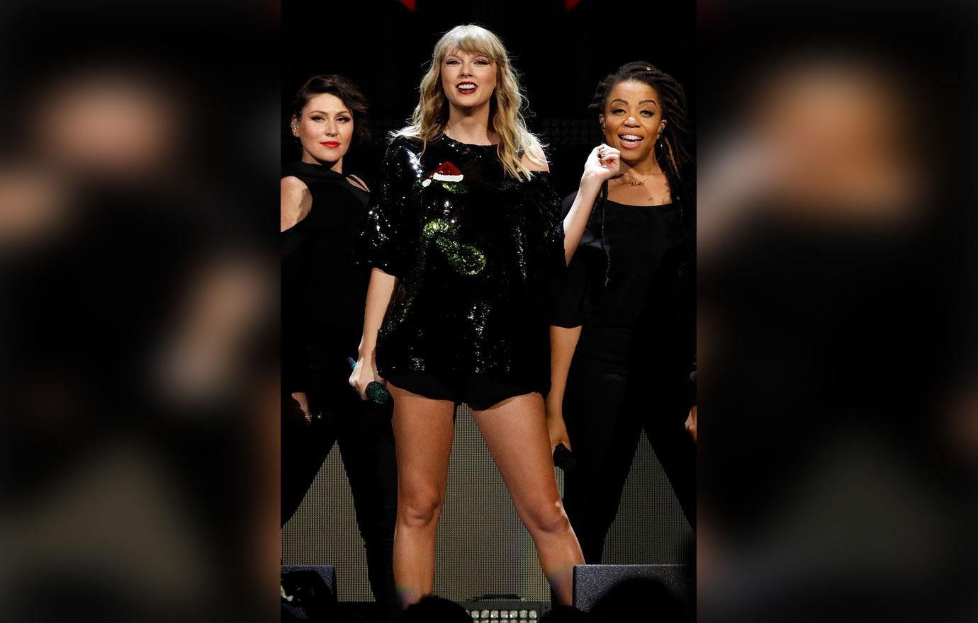 Z100&#8217;s iHeartRadio Jingle Ball 2017 &#8211; Show