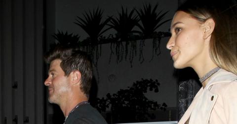 Robin Thicke And Girlfriend April Love Geary Pregnancy Photos hero