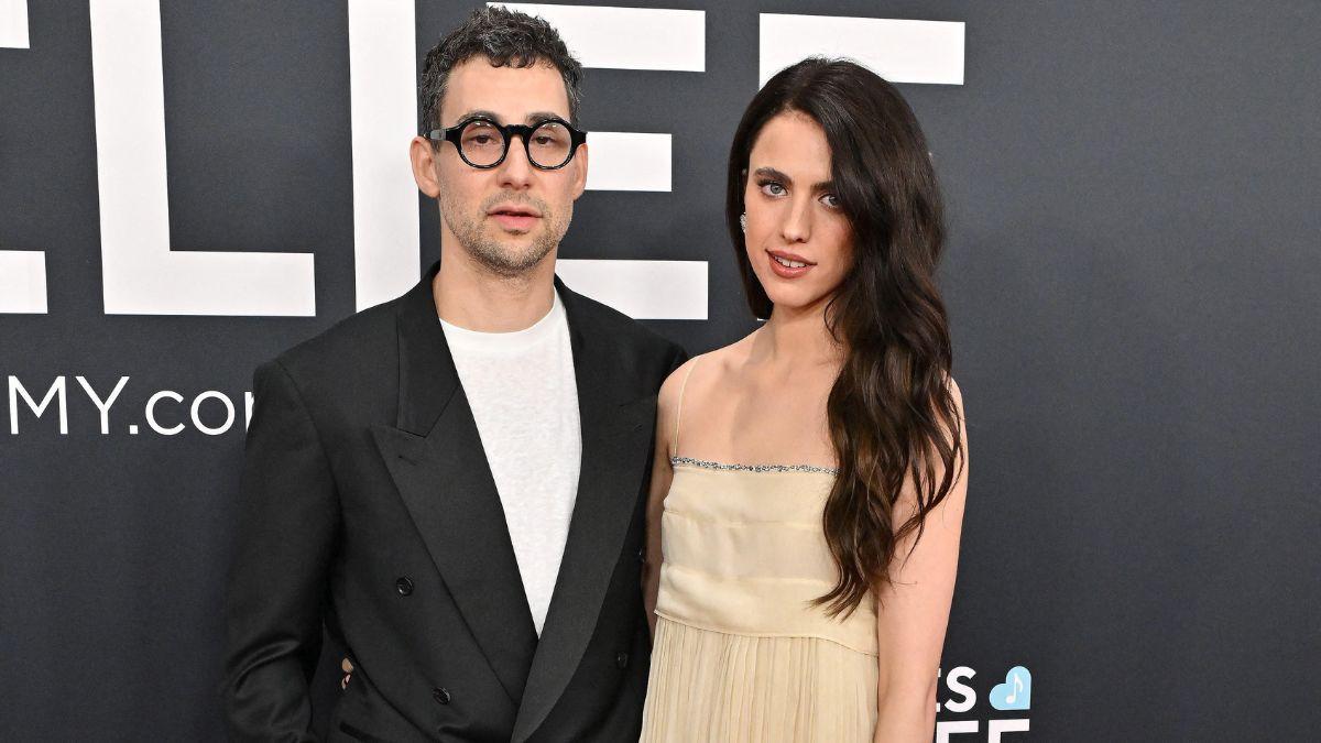 Photo of Jack Antonoff and the movie star first sparked romance rumors in 2021.
