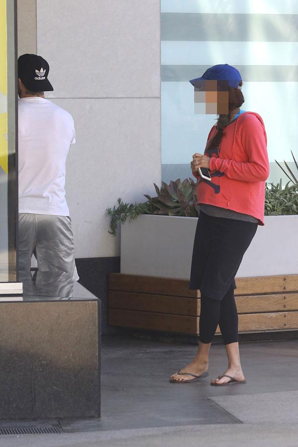 David beckham victoria divorce rumors soul cycle brunette 03 04