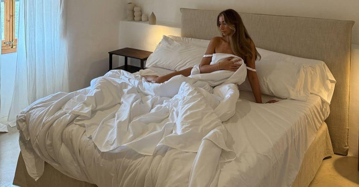lily phillips reveals conveyor belt sleep with men in hours