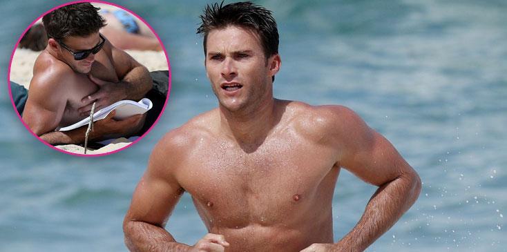 Scott eastwood shirtless beach photos 01