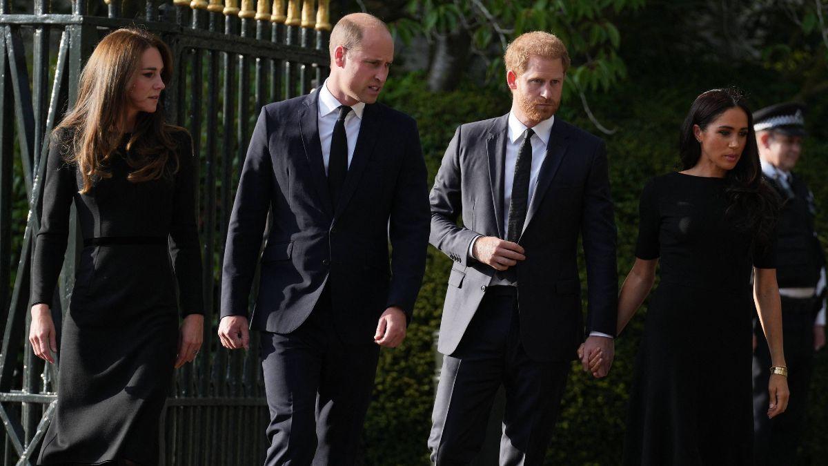 image of royal family