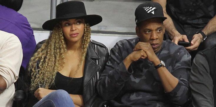 Jay Z and Beyonce&#8217; love coming out to the games.