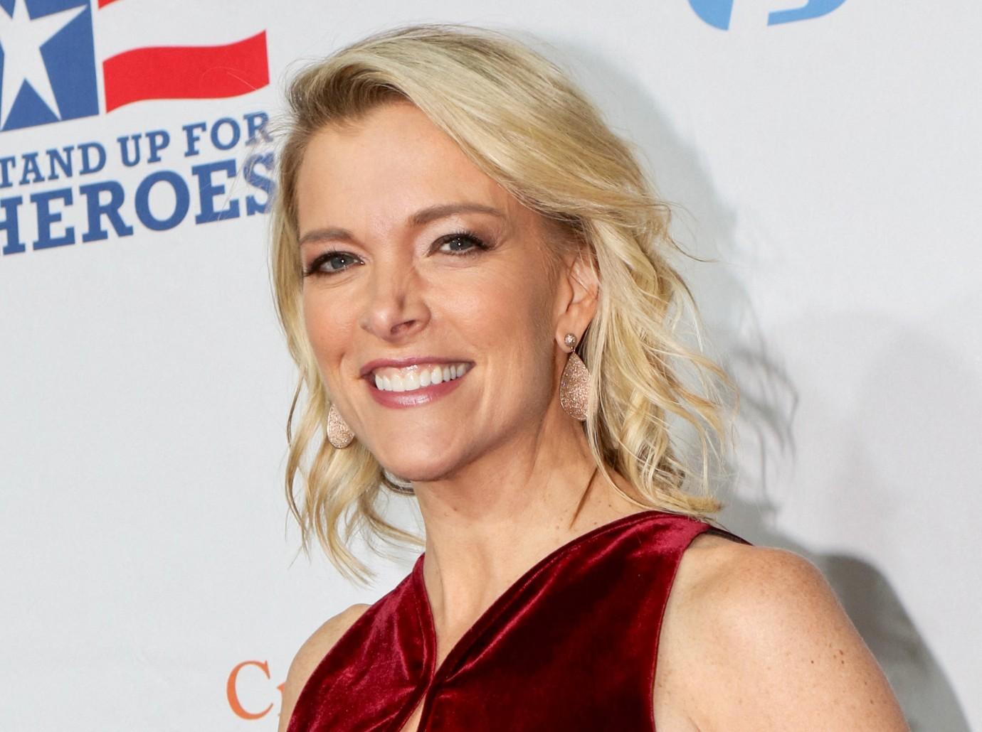 megyn kelly tucker carlsons fox news exit traumatic job offer network