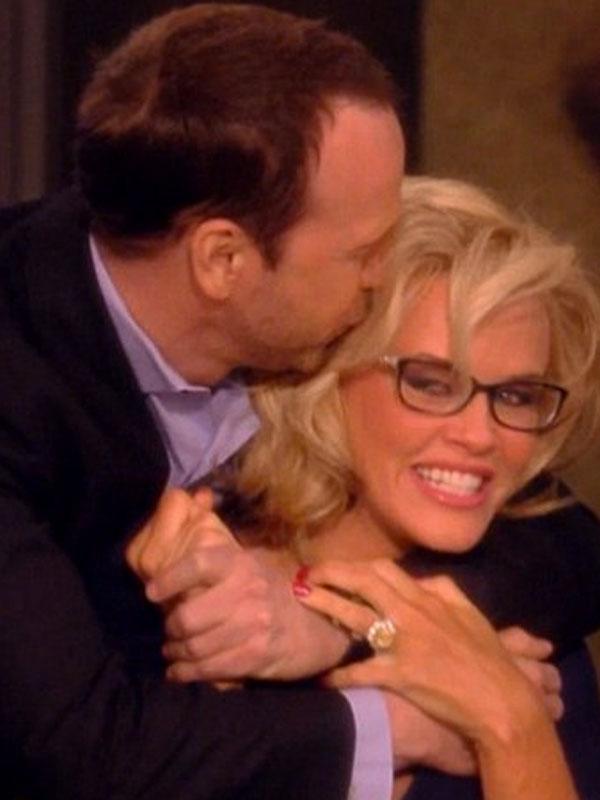 Jenny mccarthy donnie wahlberg engaged