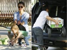 2010__03__jessica_alba_honor_marie_march18_0425main 225×168.jpg