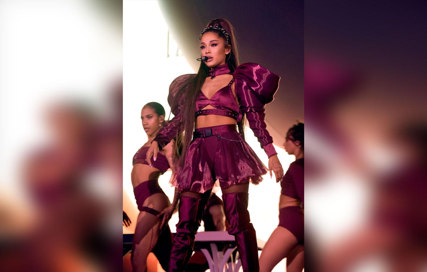 Ariana-Grande-JonBenet-Costume