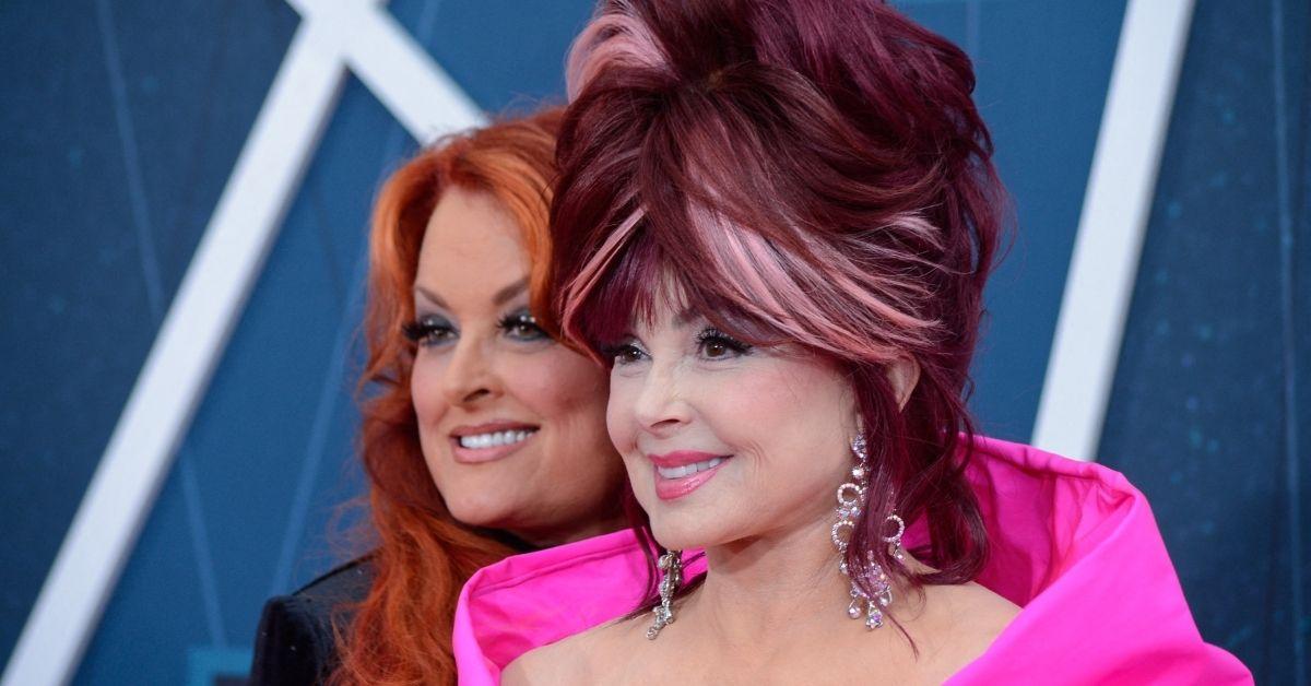 Photo of Wynonna Judd and Naomi Judd