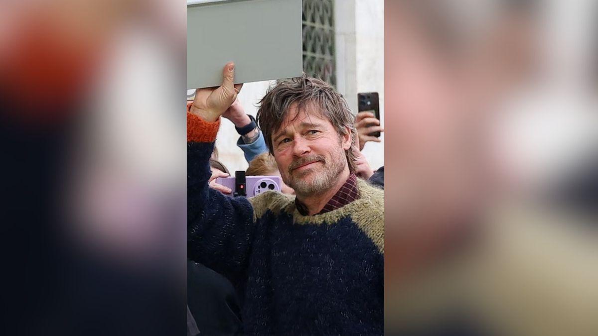 Photo of Brad Pitt.