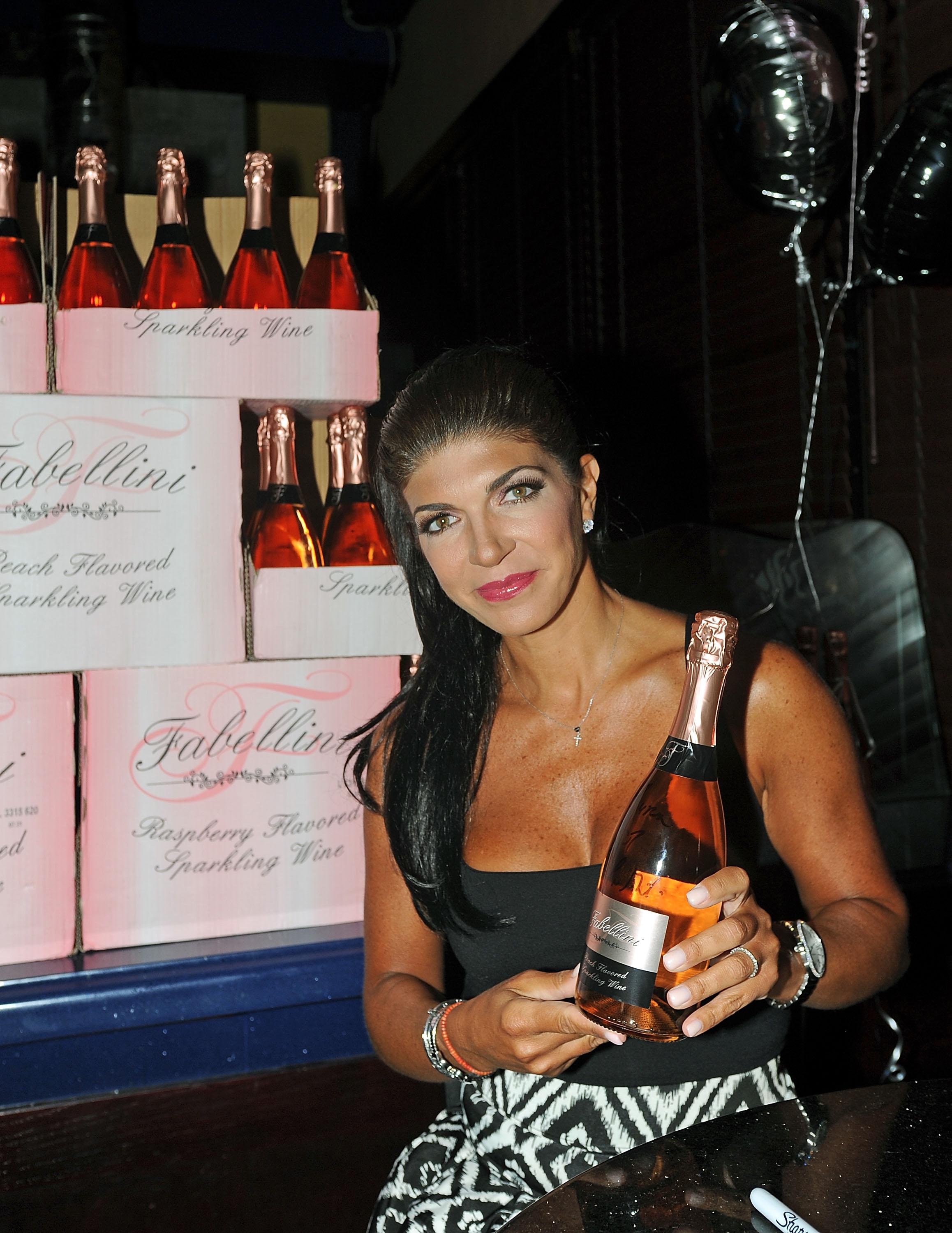 Teresa Giudice Fabellini Bottle Signing