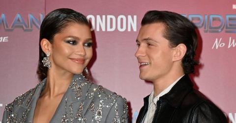 zendaya praises boyfriend tom holland managed overnight fame beautifully