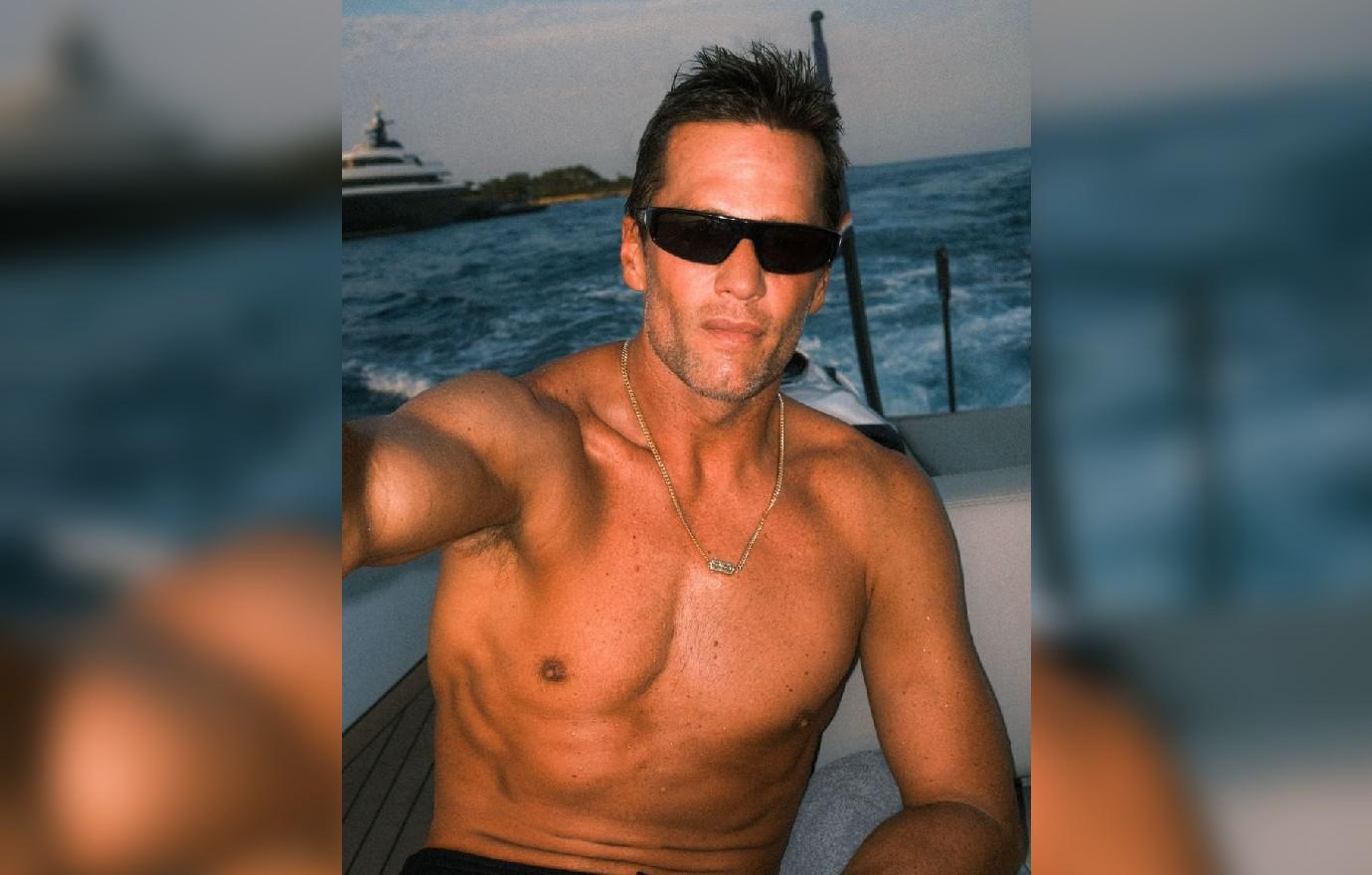 tom brady fans freak out fine shirtless selfie th birthday photo