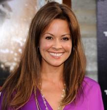 2010__02__okmagazine_brooke burke 218×225.jpg