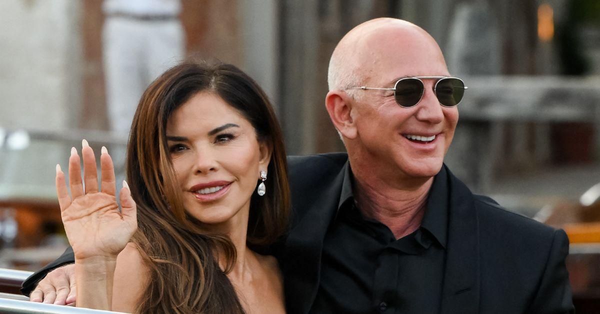 Photo of Lauren Sanchez and Jeff Bezos